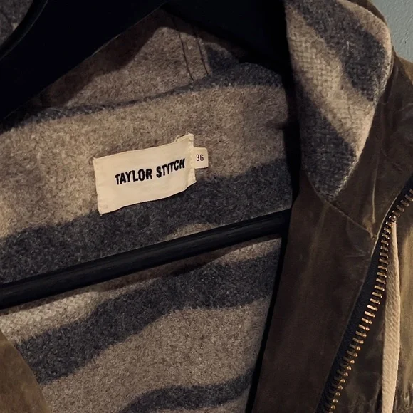 Taylor Stitch "Winslow" Jacket - Waxed + Hooded Sz 36 (XS) w/ AMAZING patina 🤩 - Picture 2 of 11